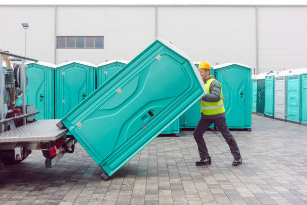 Best Standard Portable Toilet Rental  in Manistique, MI